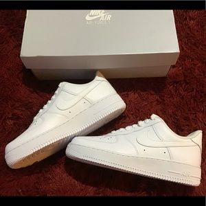 Nike Air Force 1 ‘07  Women’s 8.5, Men’s 7